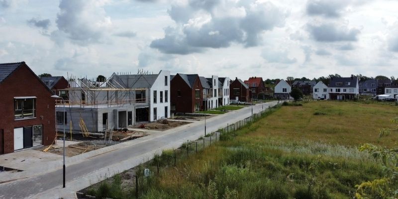 Buitenstedelijk bouwen