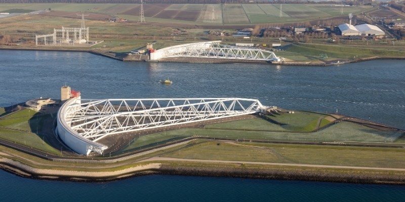 Maeslantkering Social return